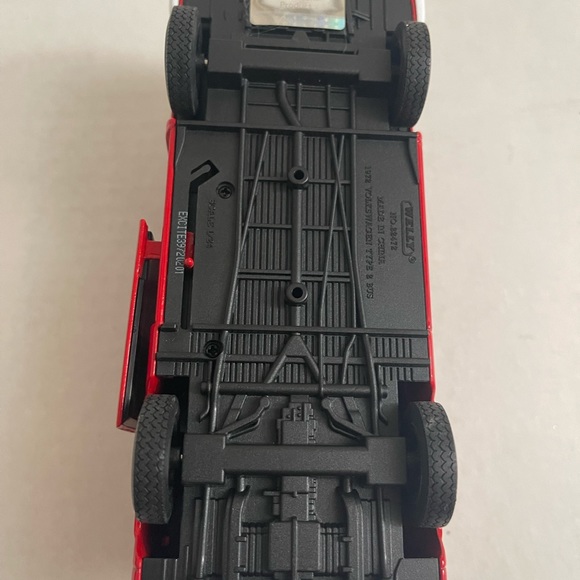 VW Official Licensed Product Toy Van - Picture 4 of 4